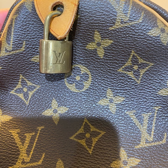Louis Vuitton Speedy 30 - Picture 6 of 17